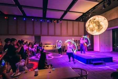 イベントステージでのビジュアルポイ（グラフィックポイ）パフォーマンス出演例